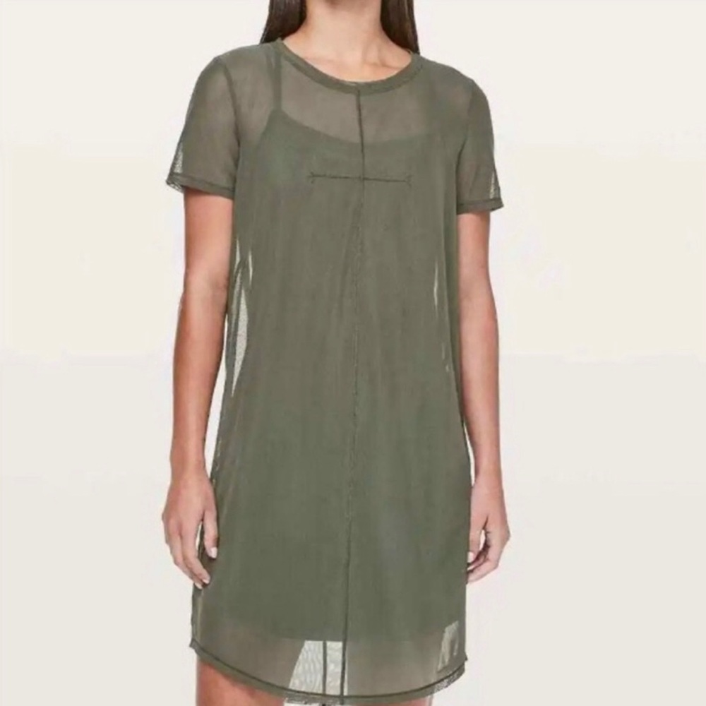 Lululemon Ready to Reach Athletica Dress